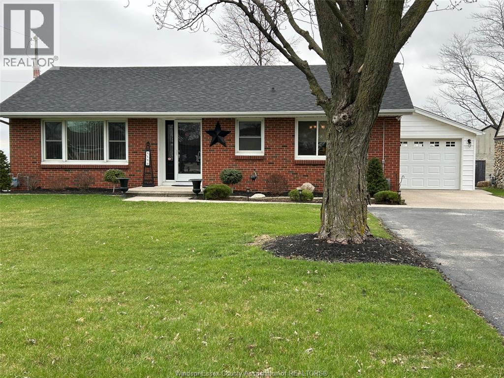 448 County Rd 34 , Kingsville, ON, N8M2X5