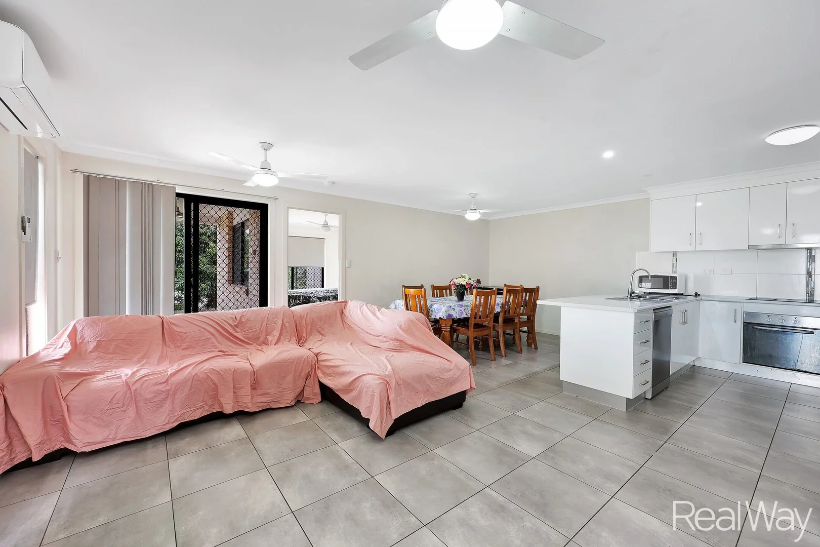 Additional image 3 of 1/4 William Street, Gin Gin QLD 4671