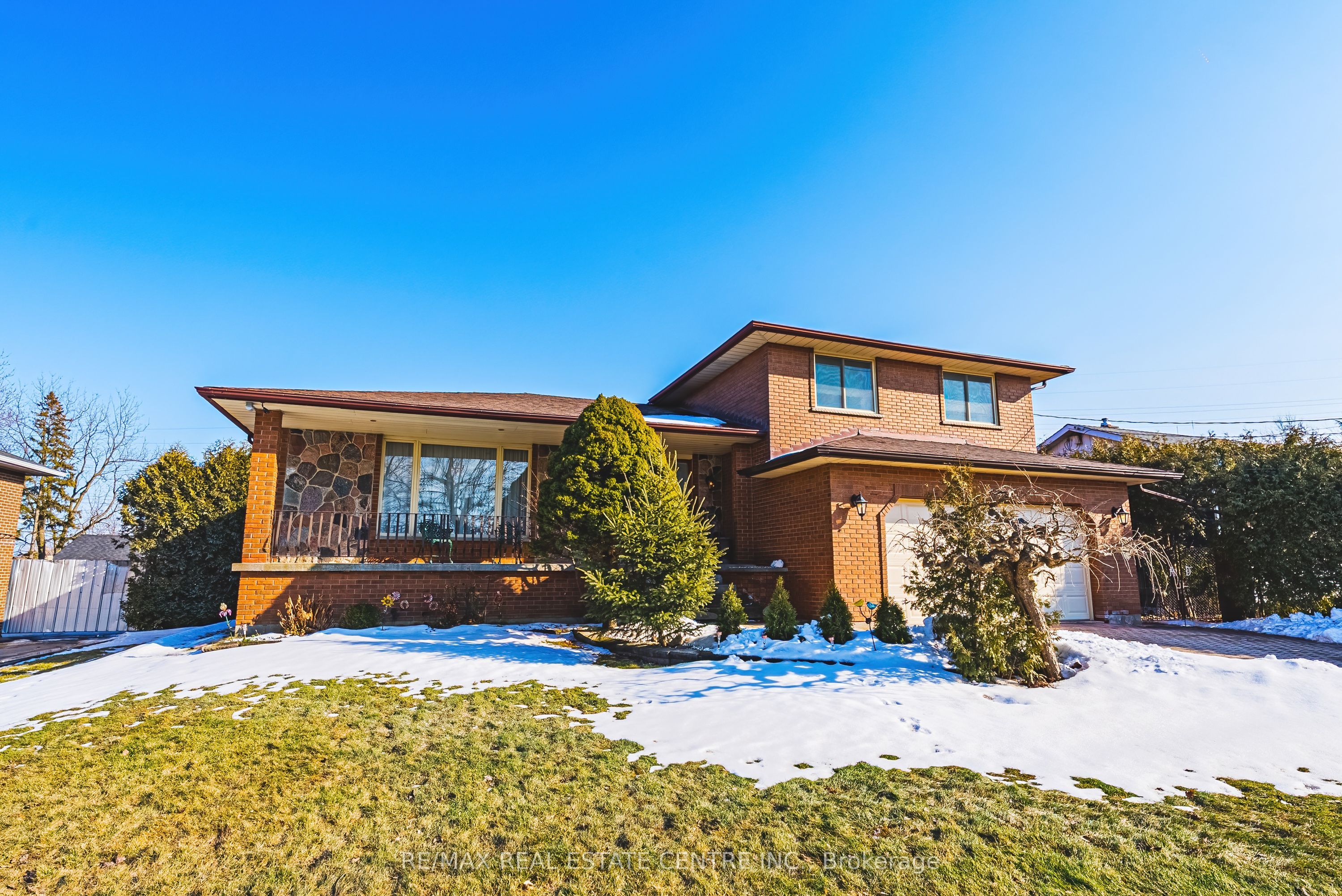 53 Glover Road, Hamilton, ON, L8W 3S8