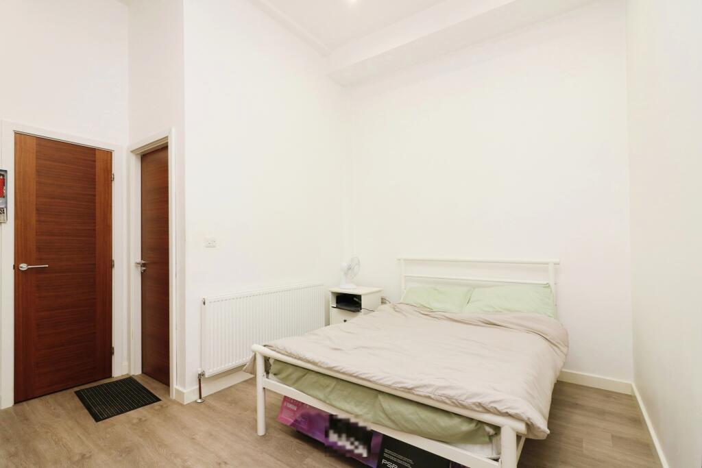 Additional image 4 of Bellmont Lodge, Welwyn Garden City, Herts, AL7