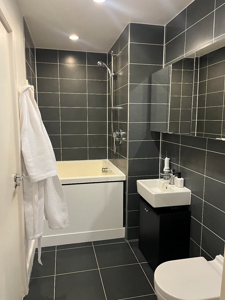 2 Bed Flat, Hub, B4, N1 7GU photo 5