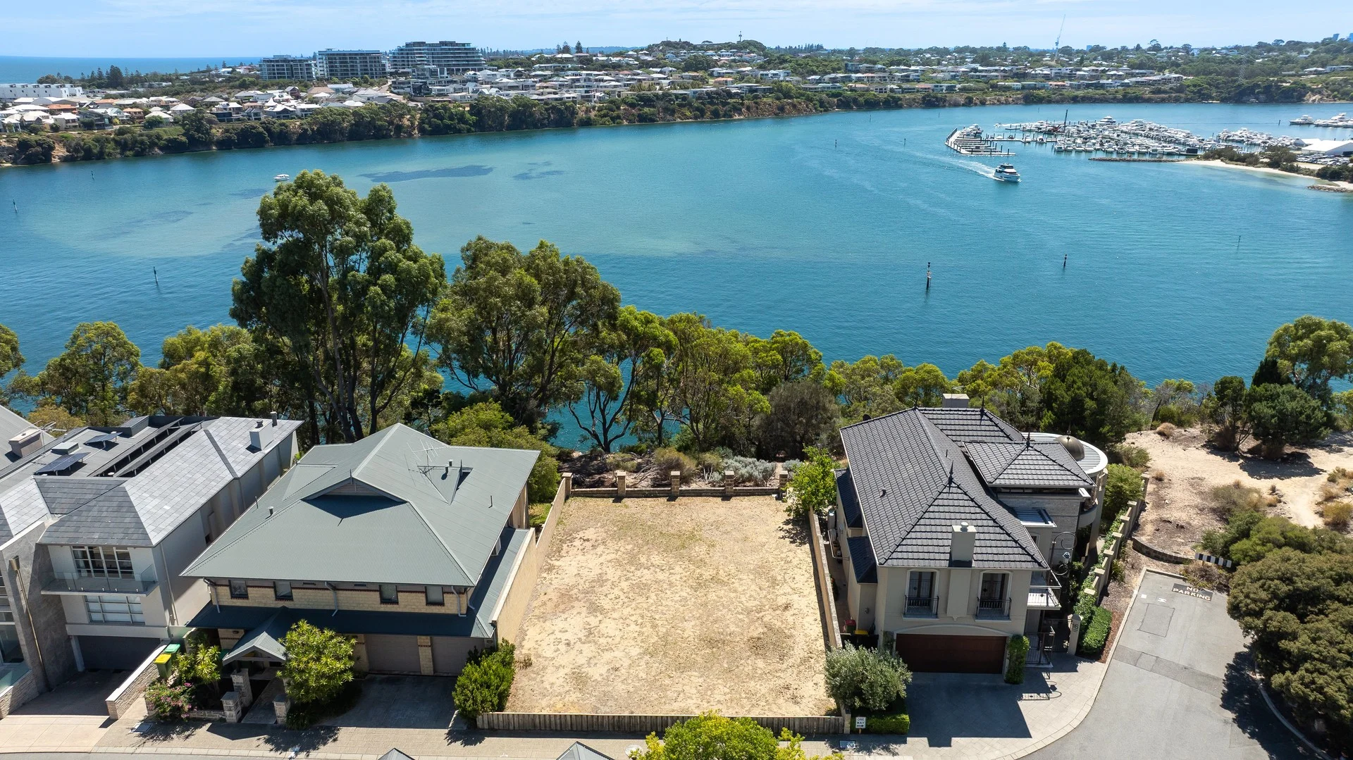 14 Cypress Lane, North Fremantle WA 6159
