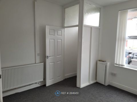 Chirkdale St, Liverpool L4