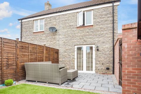 Daffodil Way, Emersons Green BS16