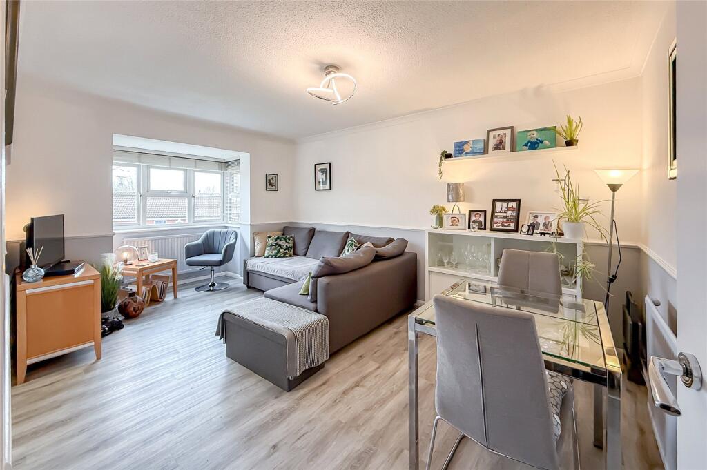 Taylor Close, St. Albans, Hertfordshire, AL4