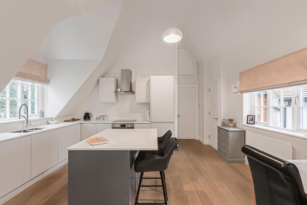 Additional image 3 of Beecholme, 54 Codicote Road, Welwyn, Hertfordshire, AL6