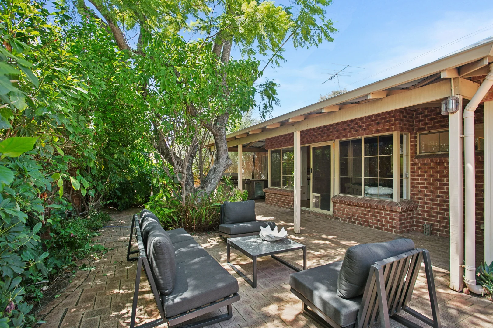 Additional image 6 of 48 Waroonga Road, Nedlands WA 6009