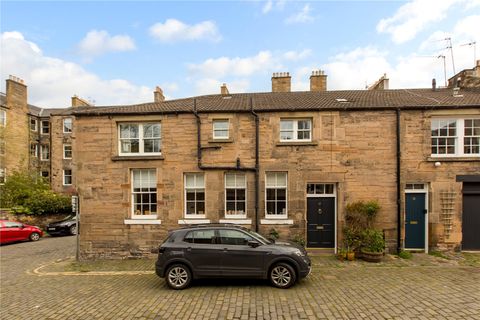 Dean Park Mews, Edinburgh, Midlothian EH4