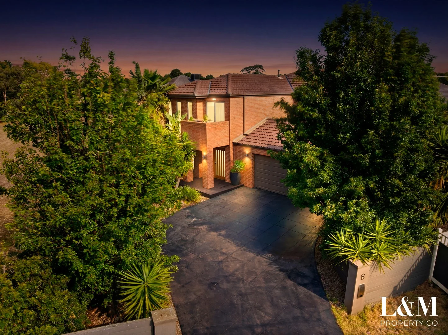 8 Moonah Place, Craigieburn VIC 3064