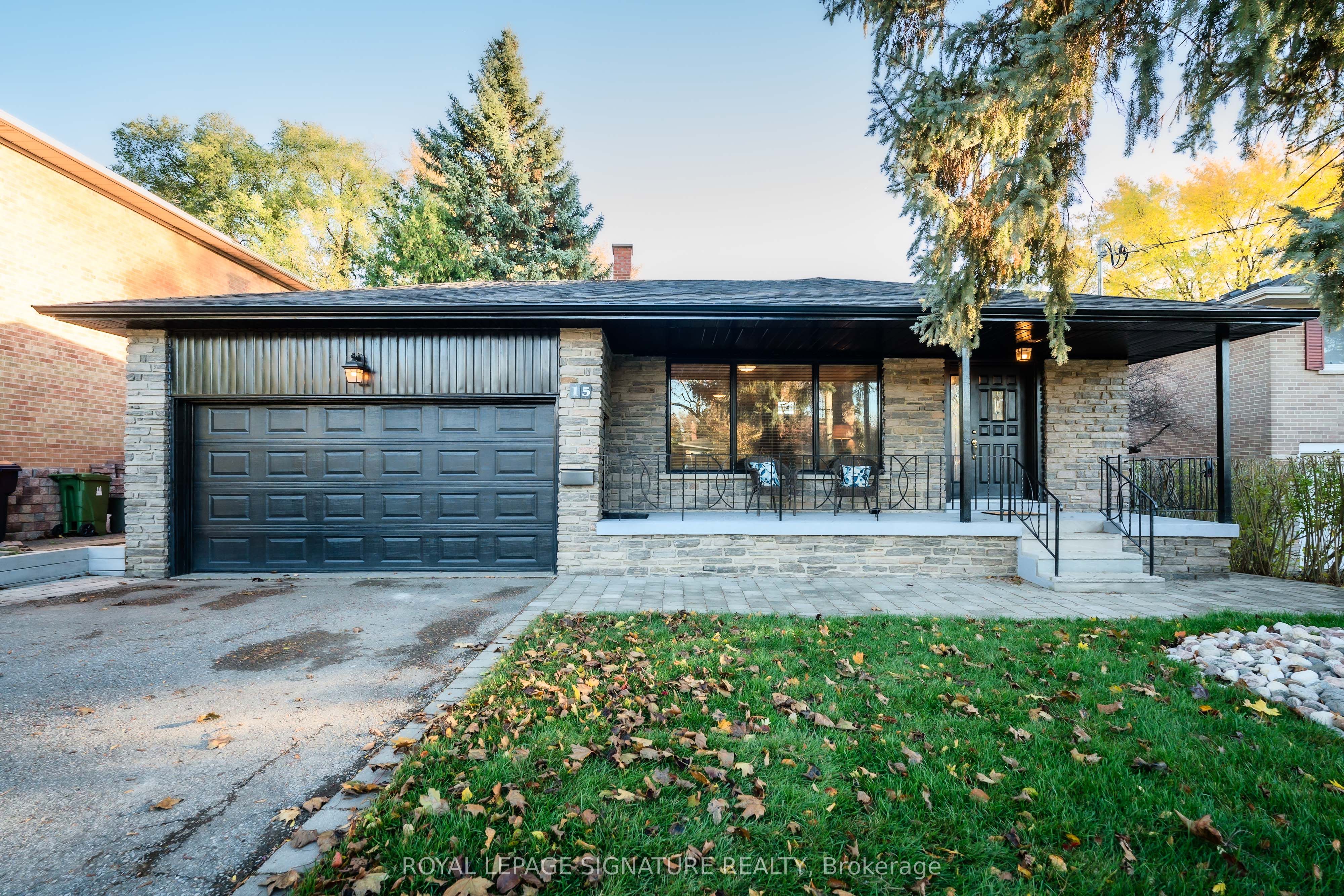 15 Prattley Drive, Toronto, ON, M2J 2K1