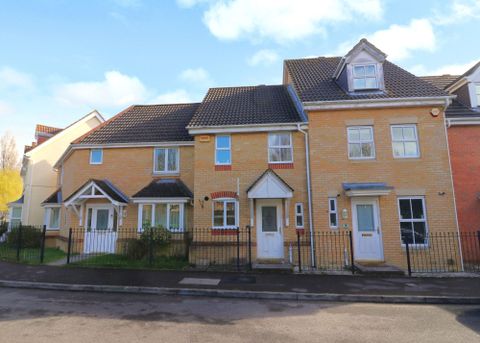 Fawn Crescent, Hedge End SO30
