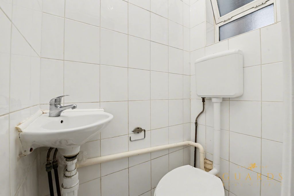 Additional image 9 of 2 bed flat for saleFlat, Strang House, Britannia Row, London N1
