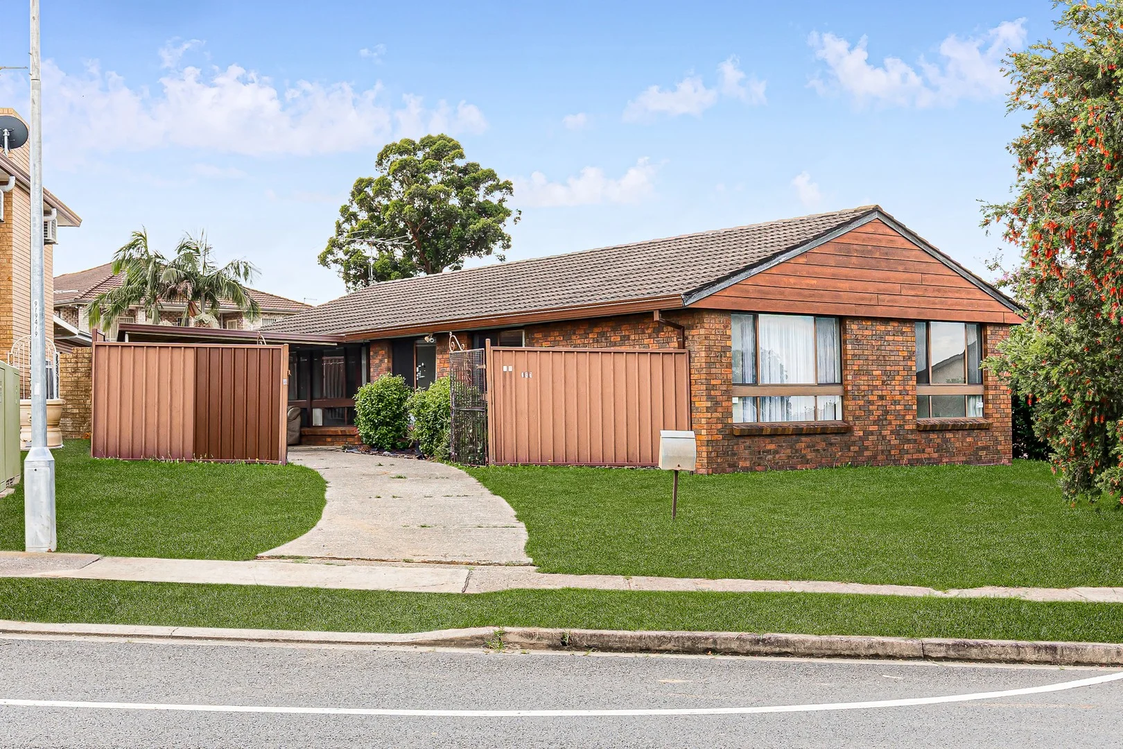 71 Kalang Road, Edensor Park NSW 2176