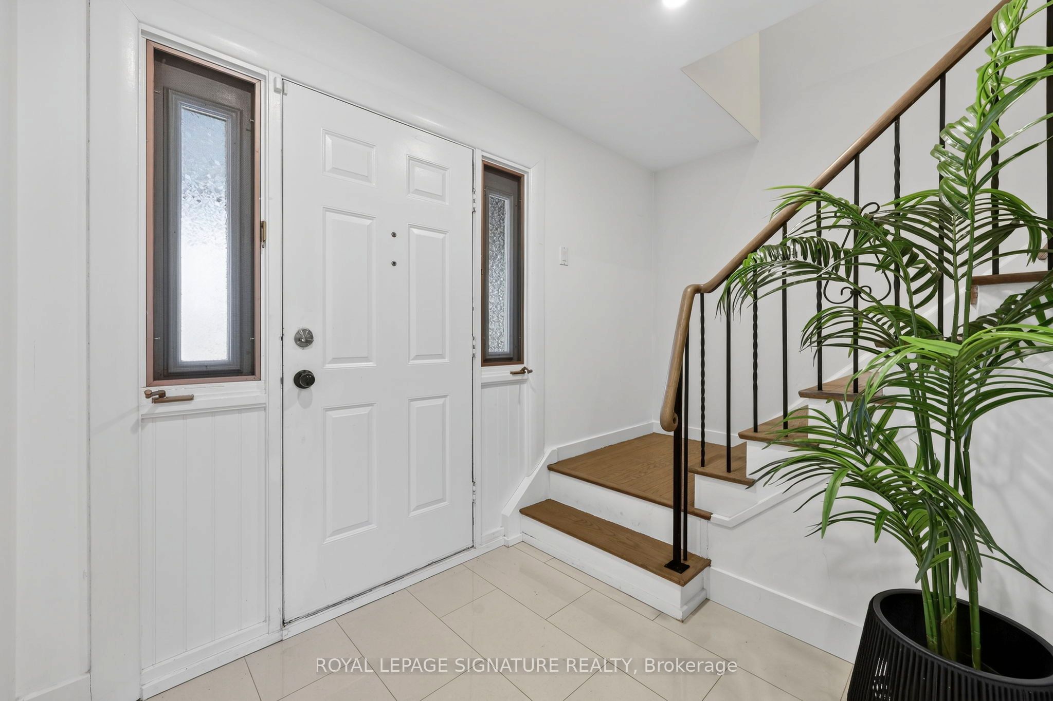 41 Wild Cherry Lane, Markham, ON, L3T 3T3 photo 4