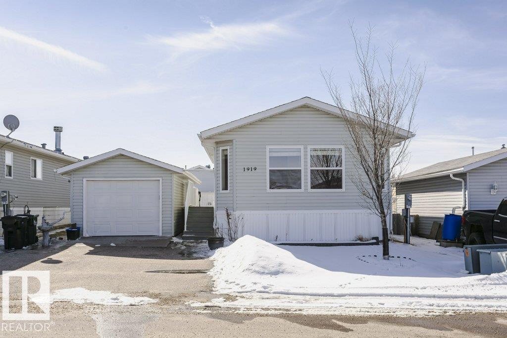 Additional image 2 of 1919 Jubilee Road, Sherwood Park, AB, T8H2N7