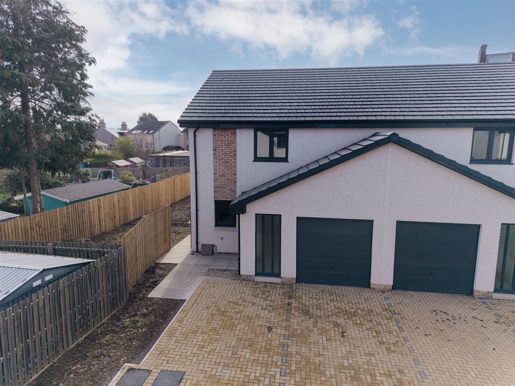 Additional image 23 of 3 bed property for saleNewtyle Lane, Dundee DD3