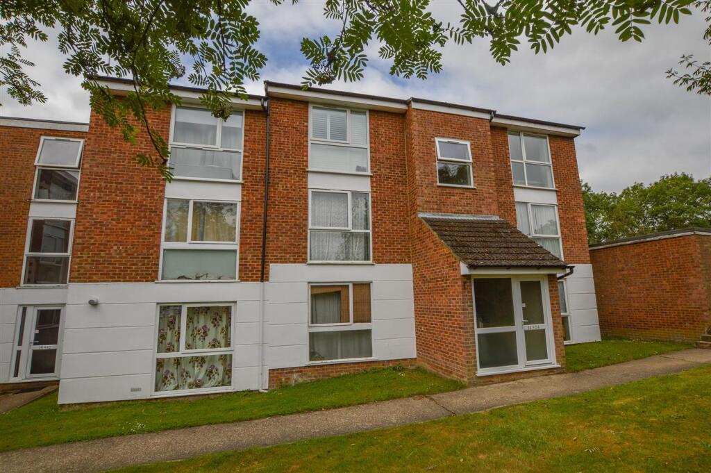 Lakeside Place, London Colney, AL2