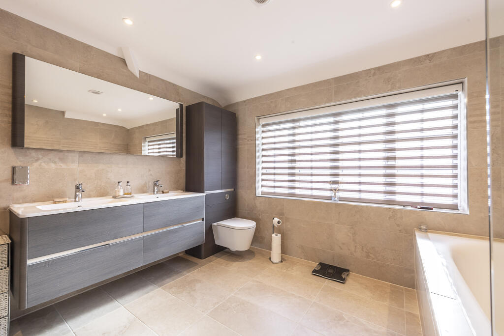 Additional image 12 of Kirkdale Road, Harpenden, AL5