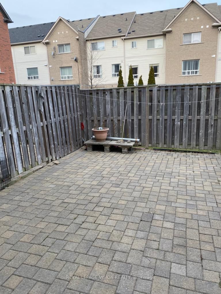 Additional image 3 of 34 Kiriakou Street, Toronto, ON, M1P 5H2