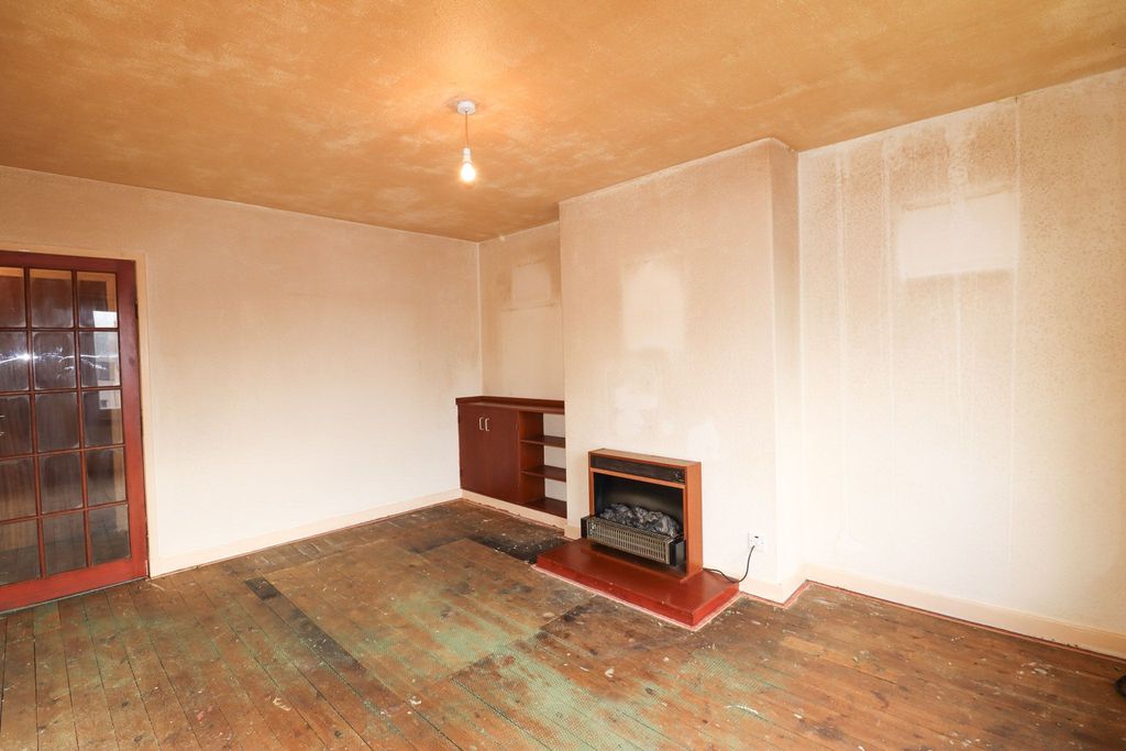 Additional image 3 of 1 bed flat for sale121D High Street, Dalbeattie DG5