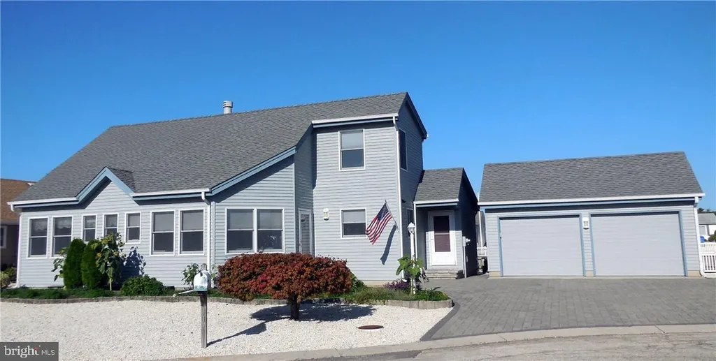 117 Pattie Joe Lane, Manahawkin, NJ 08050