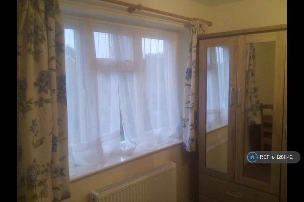 Additional image 11 of St Annes Road, St. Albans, Uk., AL2