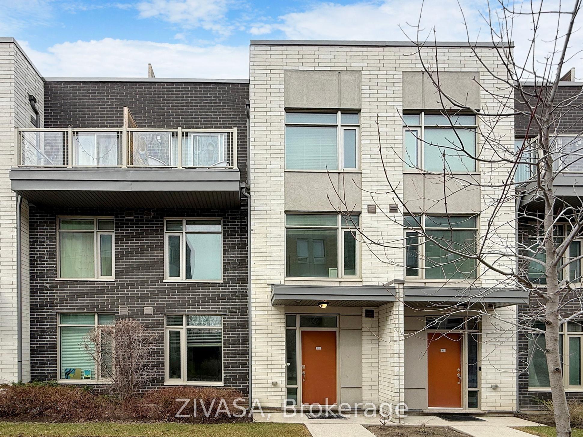 92-15 Applewood Lane, Toronto, ON, M9C 2Z7