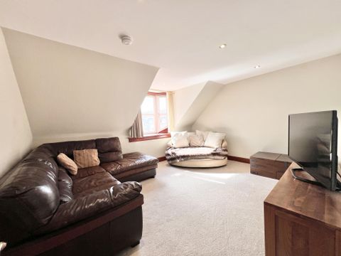 Attic, 24 Union Wynd, Aberdeen AB10