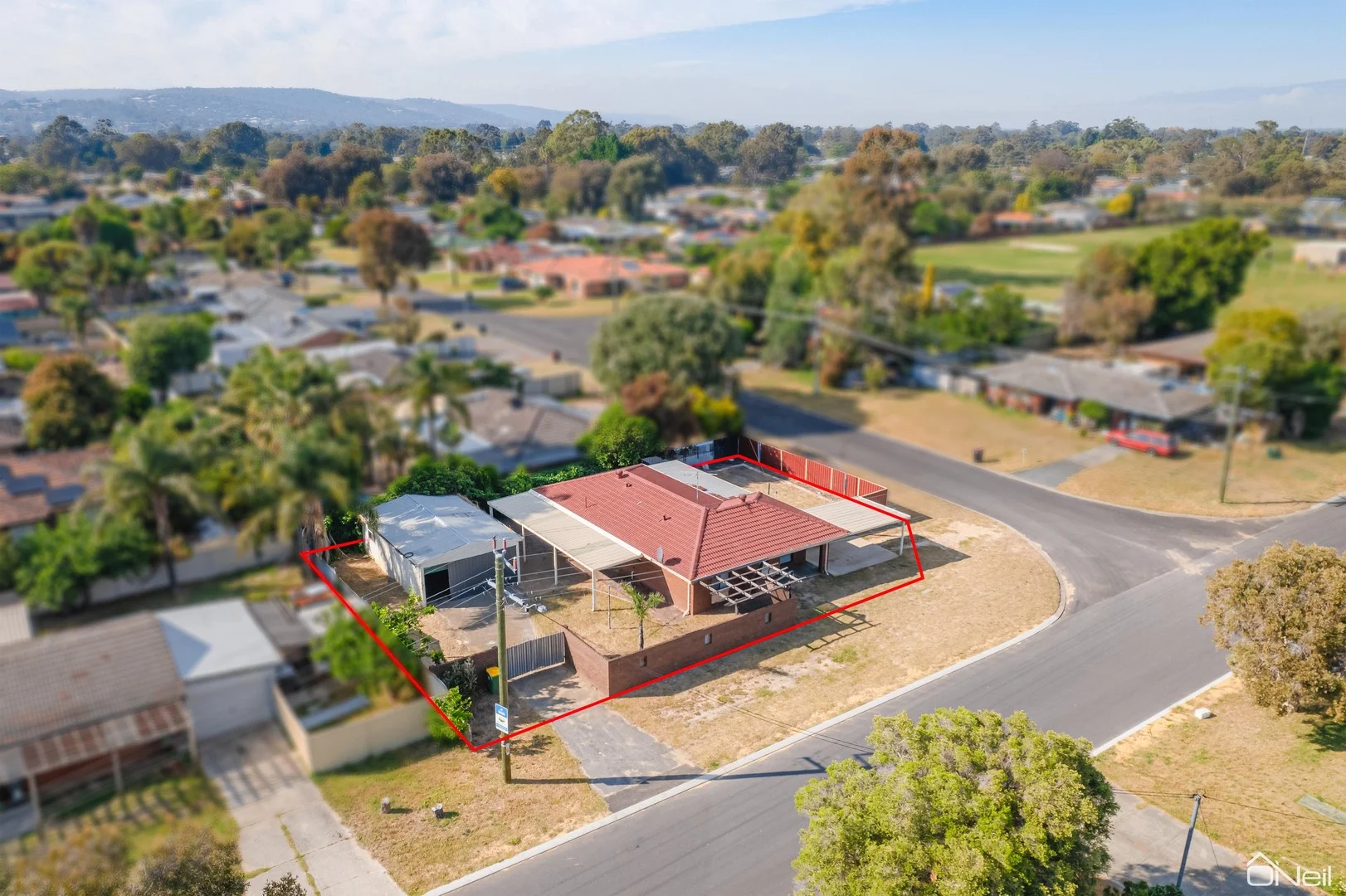 2 Phylma Street, Armadale WA 6112