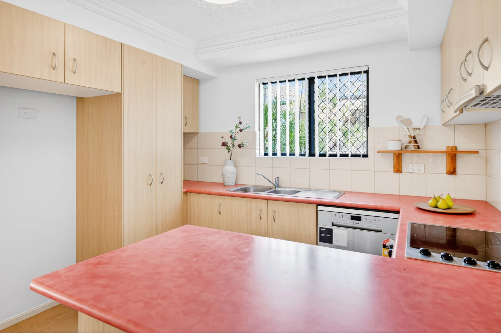 Additional image 12 of 4/47 Bayview Street, Runaway Bay QLD 4216