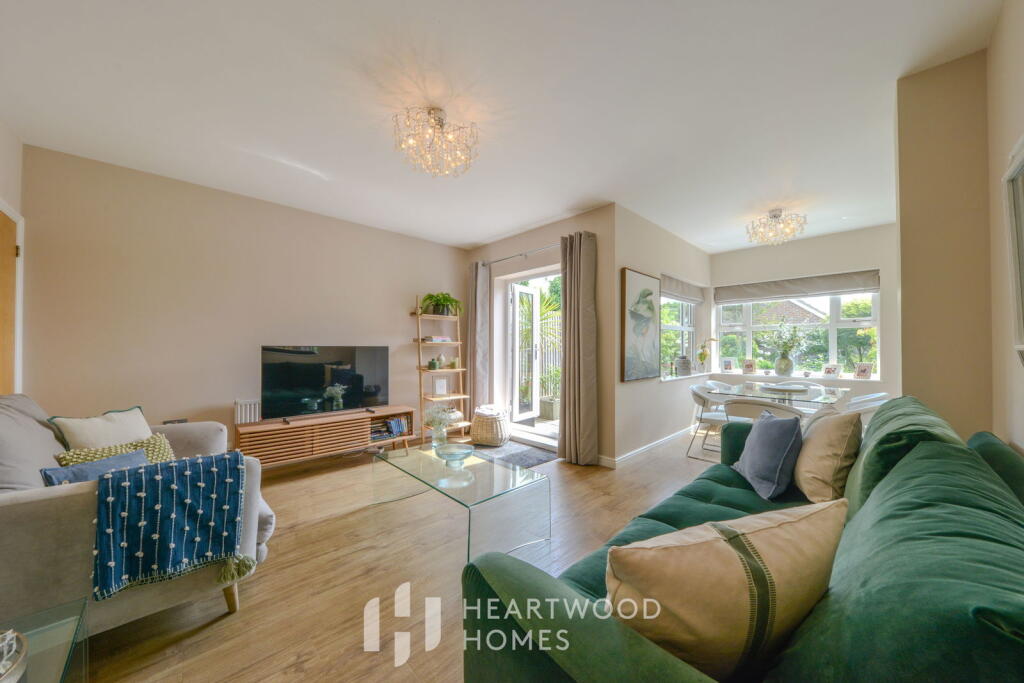 Royal Mews, Alexander Road, London Colney, St. Albans, AL2 1FH
