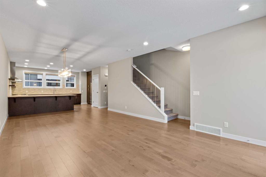 Additional image 4 of 62 Norford Common NW, Calgary, AB, T3B 6G6