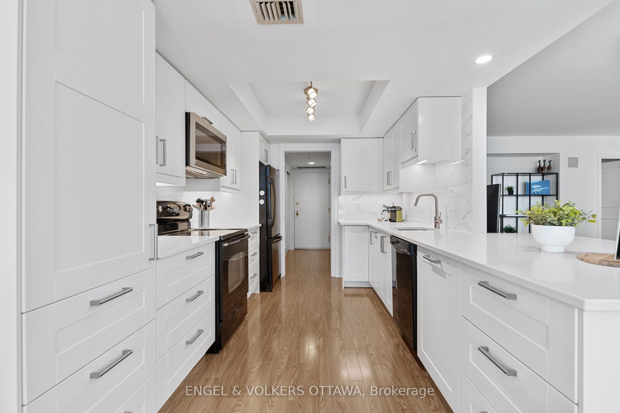 Additional image 6 of 206-205 Somerset Street W, Ottawa, ON, K2P 0J1
