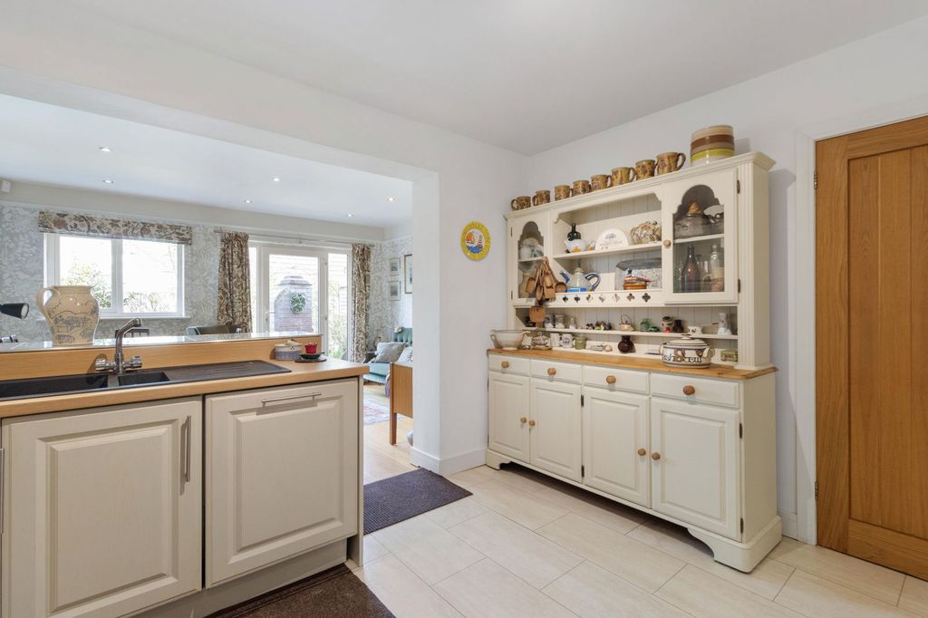 Additional image 11 of 2 bed bungalow for saleMinge Lane, Upton-Upon-Severn, Worcester WR8