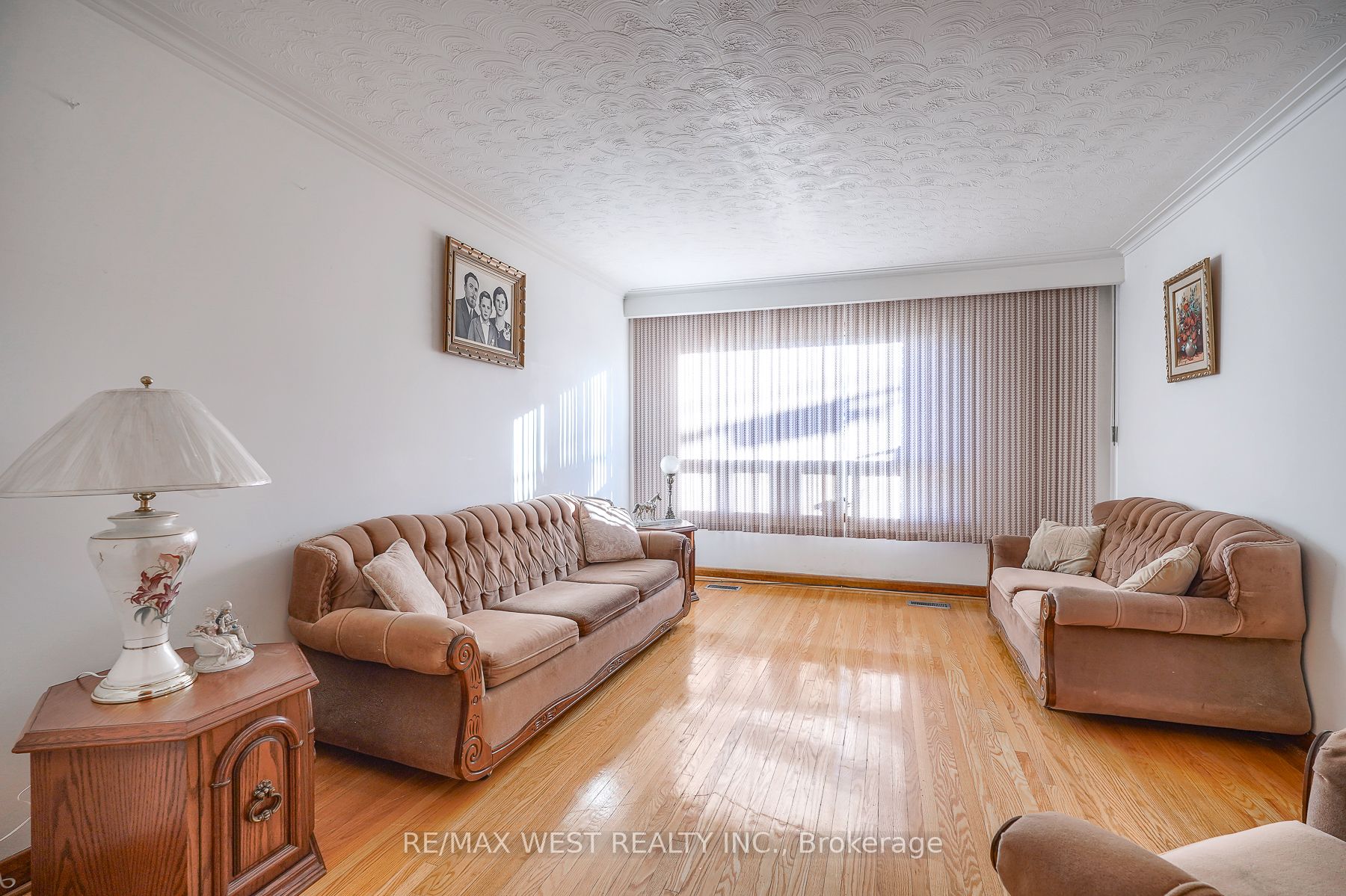 Additional image 6 of 6 Dalrymple Drive, Toronto, ON, M6N 4S3
