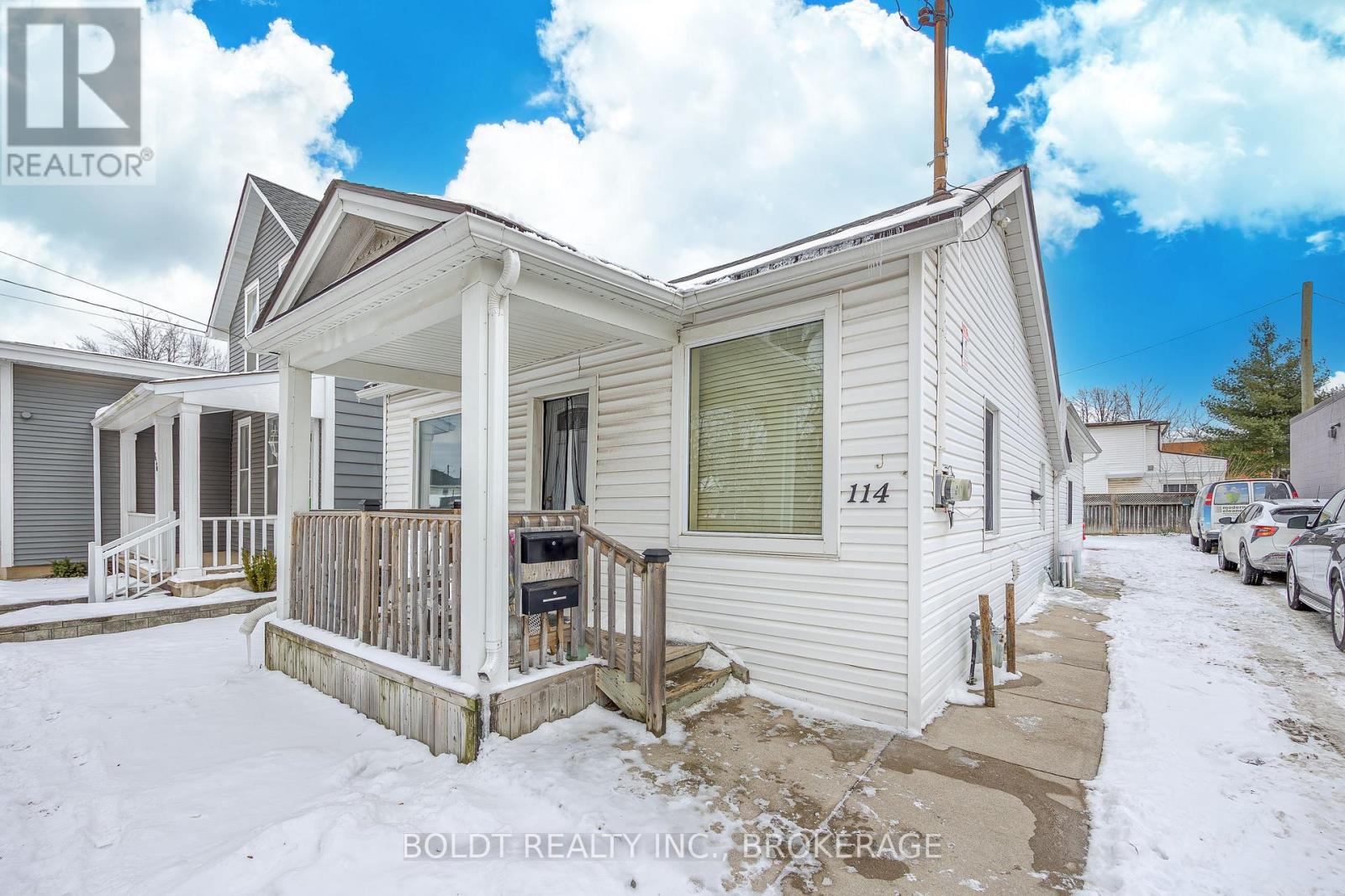 114 Lake Street East, St. Catharines, ON, L2R5X8