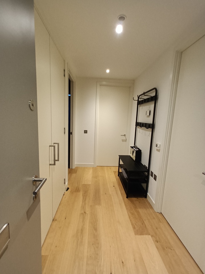 1 Bed Flat, Simpson Loan, EH3, N1 7GU photo 4