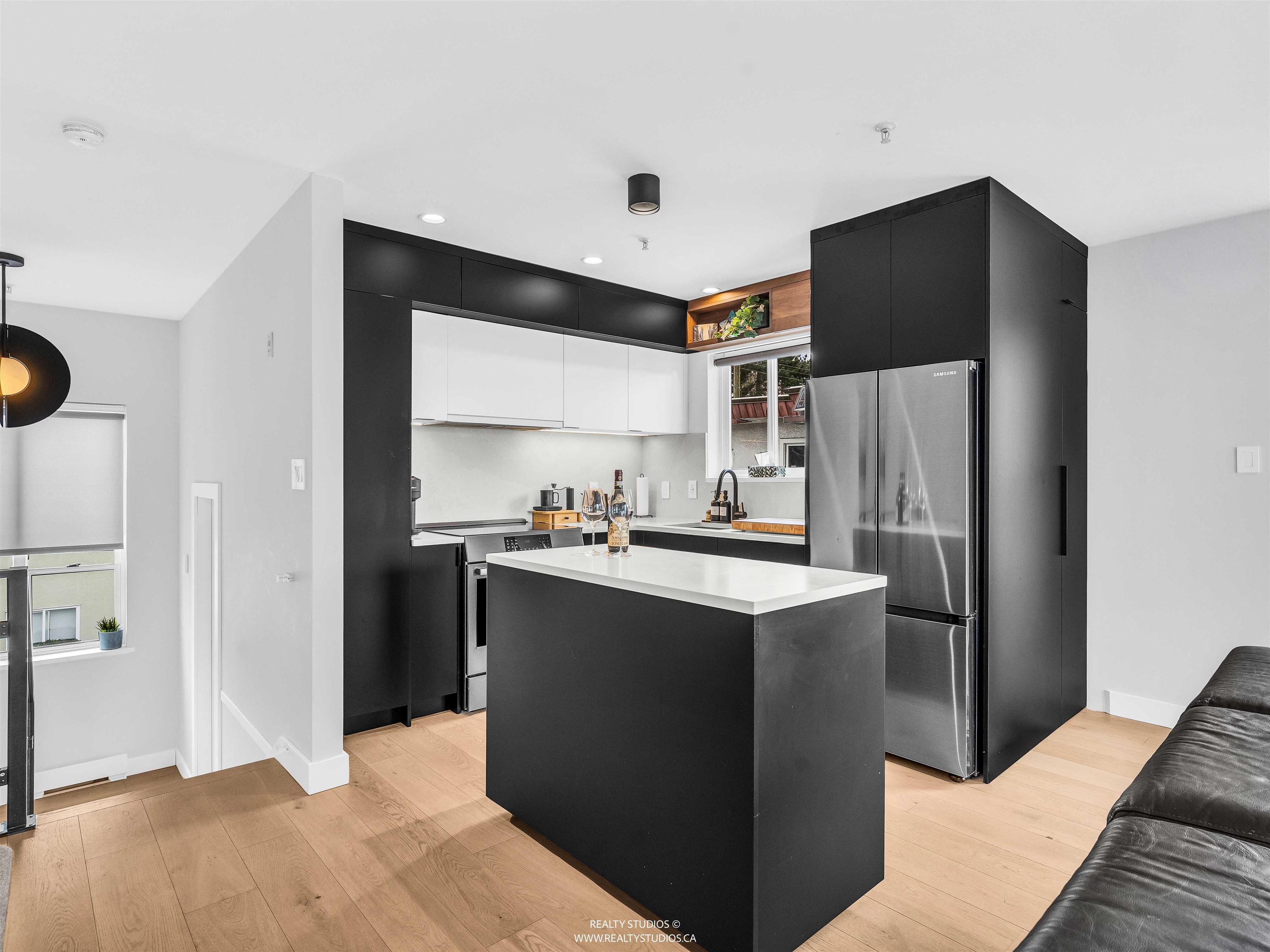 Additional image 3 of 2168 Wall Street, Vancouver, BC, V5L 1B5