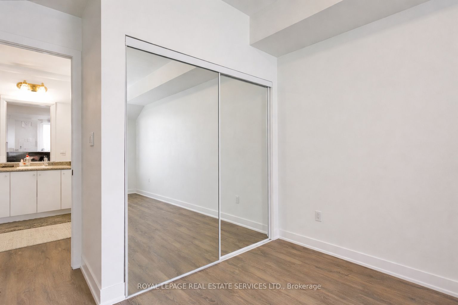 Additional image 3 of 420-150 Oak Park Boulevard, Oakville, ON, L6H 3P2