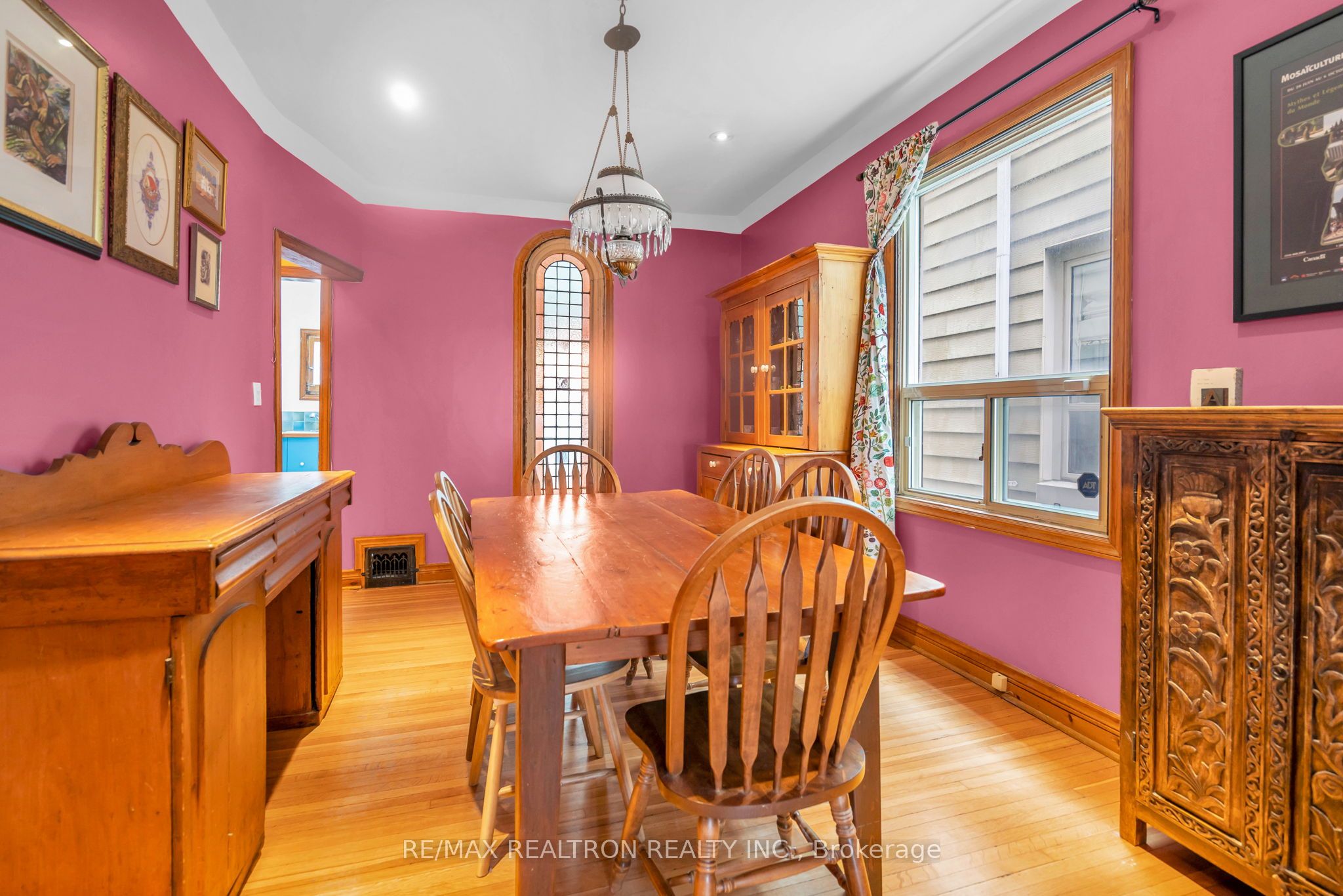 Additional image 6 of 17 Baltic Avenue, Toronto, ON, M4J 1S1