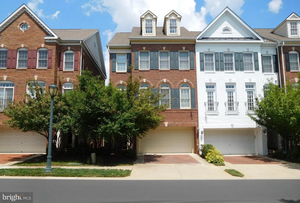 209 Oak Knoll Terrace, Rockville, MD 20850