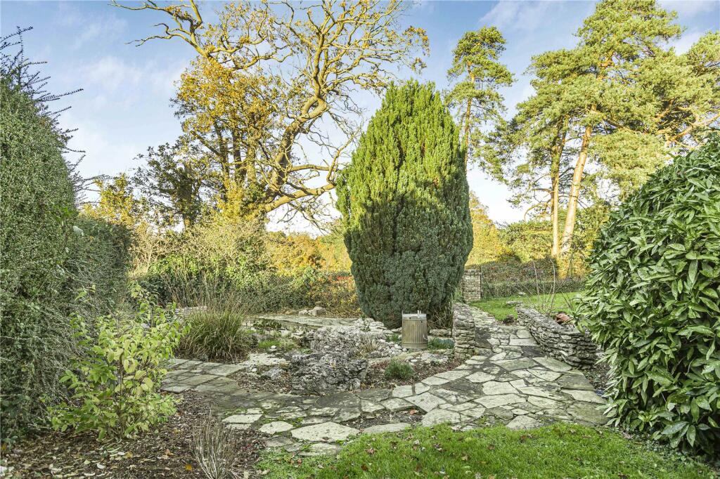 Additional image 21 of Brookmans Avenue, Brookmans Park, Hertfordshire, AL9