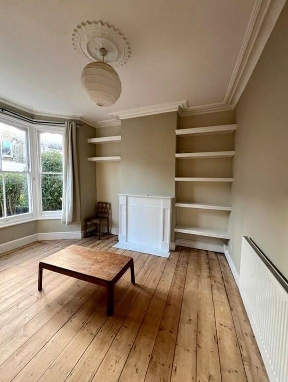 3 Bed Terraced House, Elcot Avenue, SE15, N1 7GU photo 4