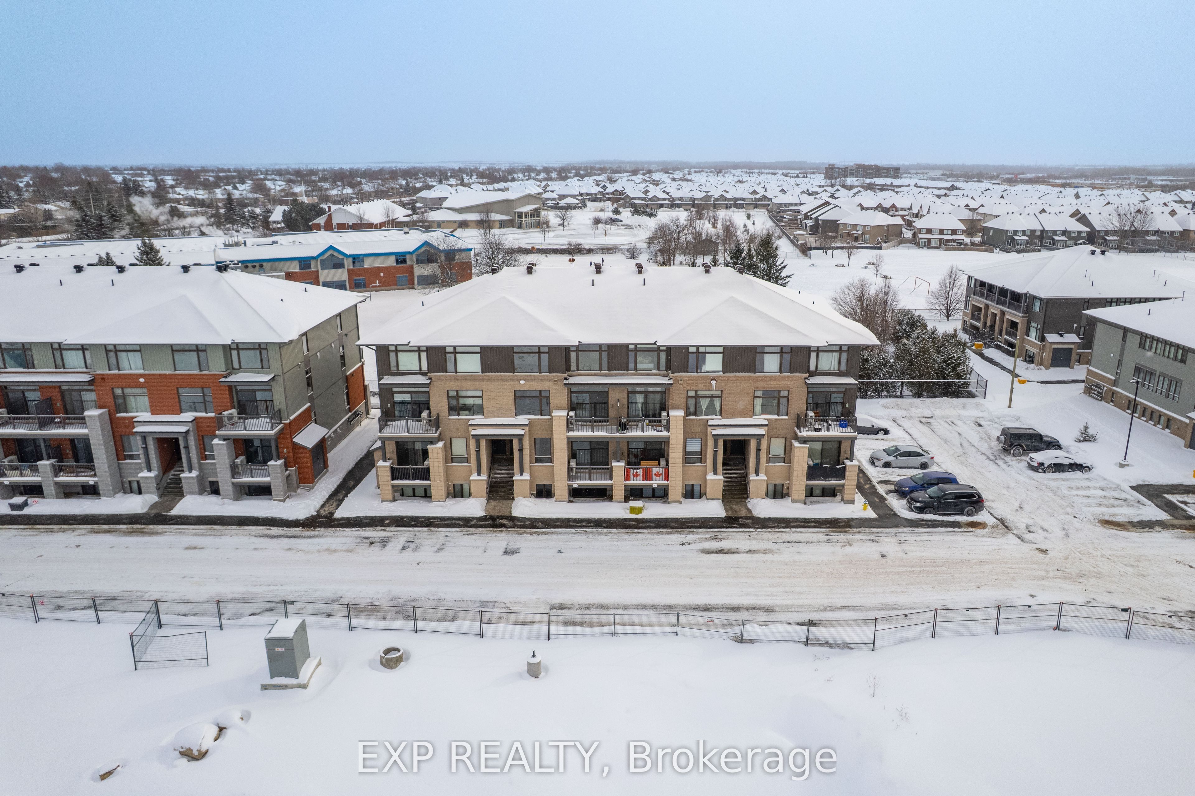 1007 Silhouette Private, Ottawa, ON, K2J 4S3