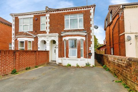 Avenue Road, Southampton, Hampshire SO14