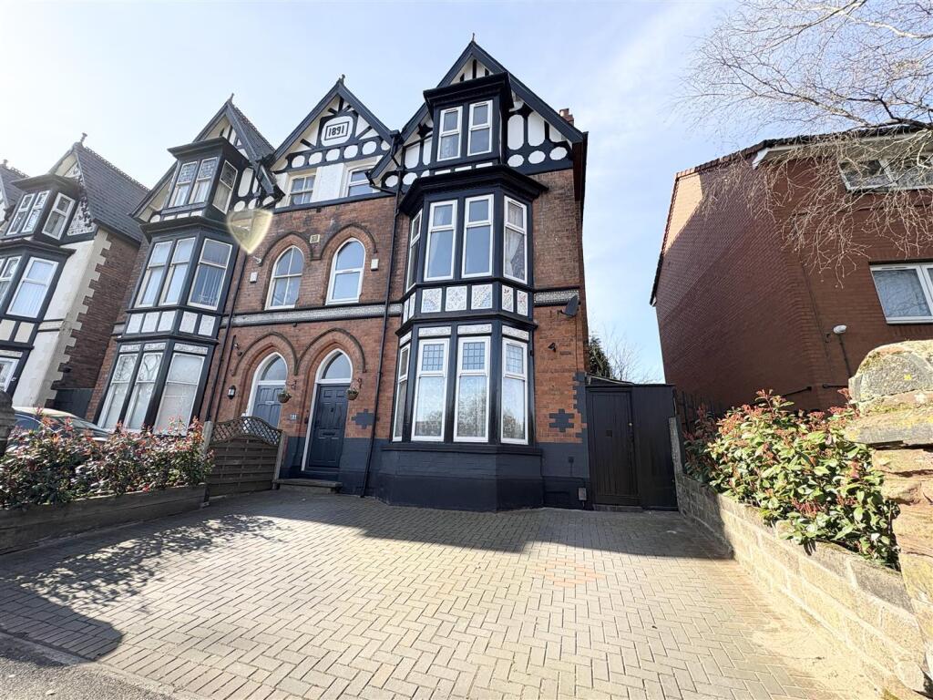 Alcester Road, Moseley