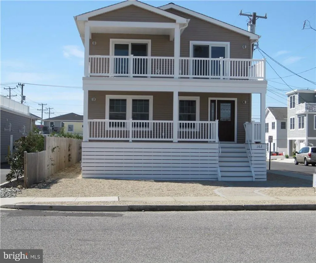 102 W 20th Street, Ship Bottom, NJ 08008