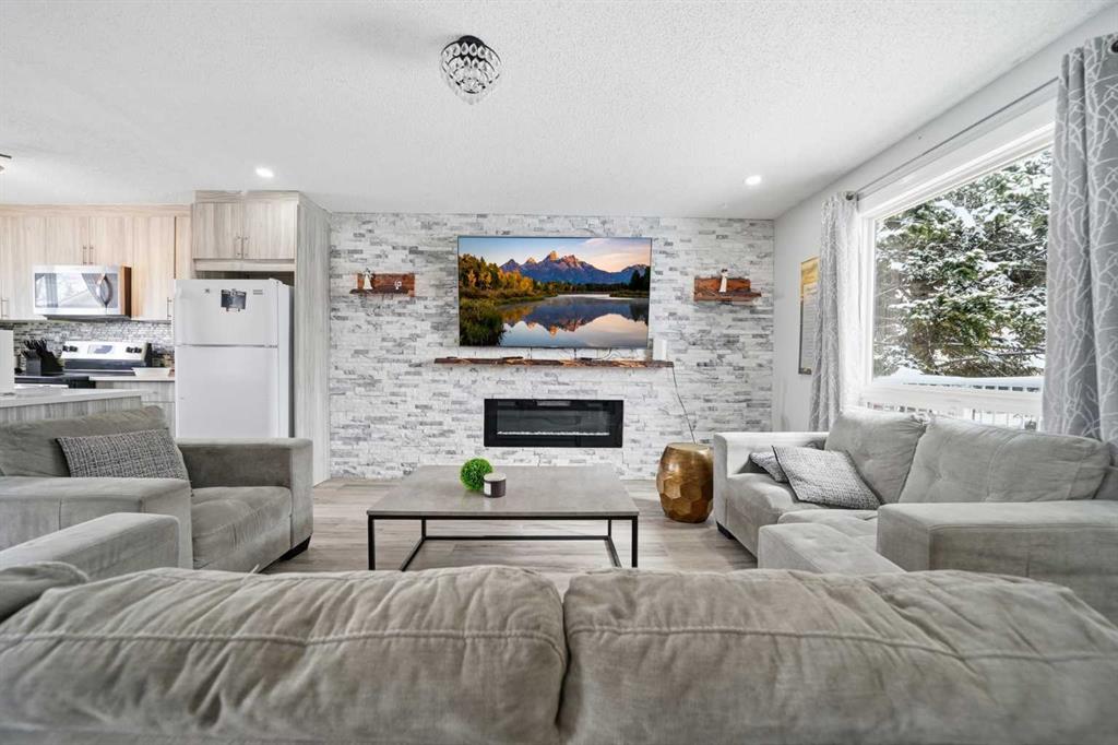 Additional image 4 of 72 Falchurch Road NE, Calgary, AB, T3J 1J8