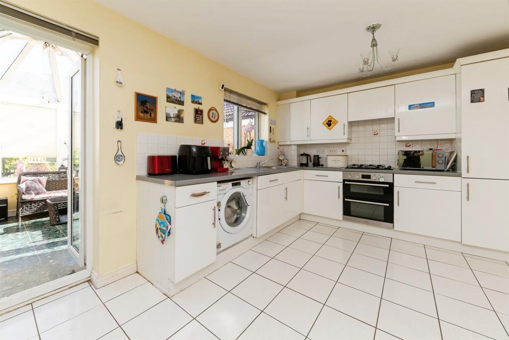 Additional image 4 of Gorseway, HATFIELD
