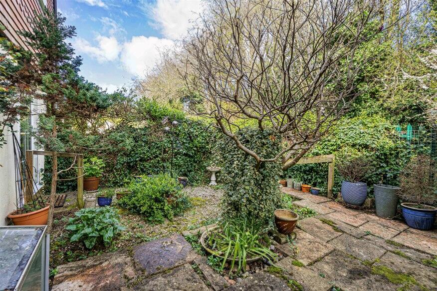 Additional image 9 of Walkers Road, Harpenden, AL5